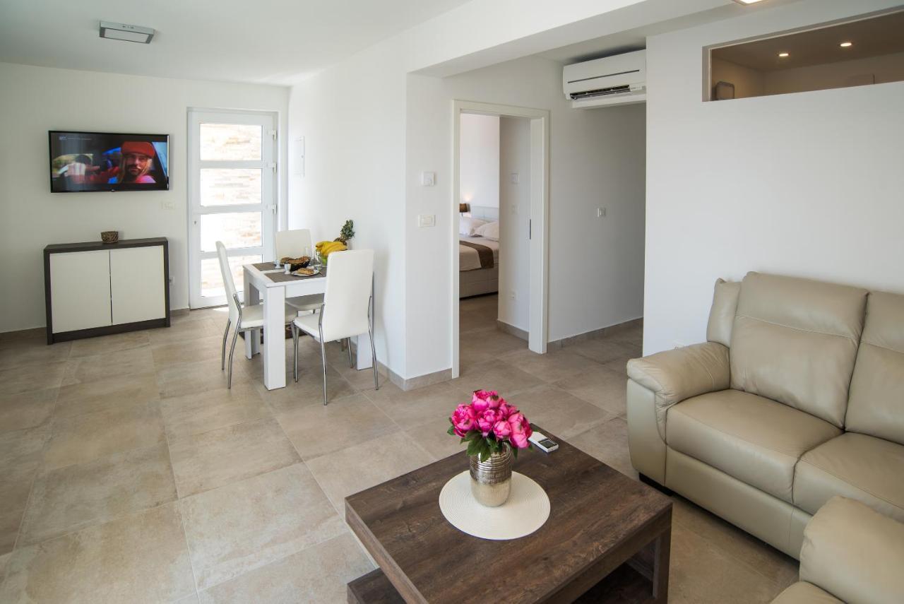 Elsa Apartments Celina Buitenkant foto