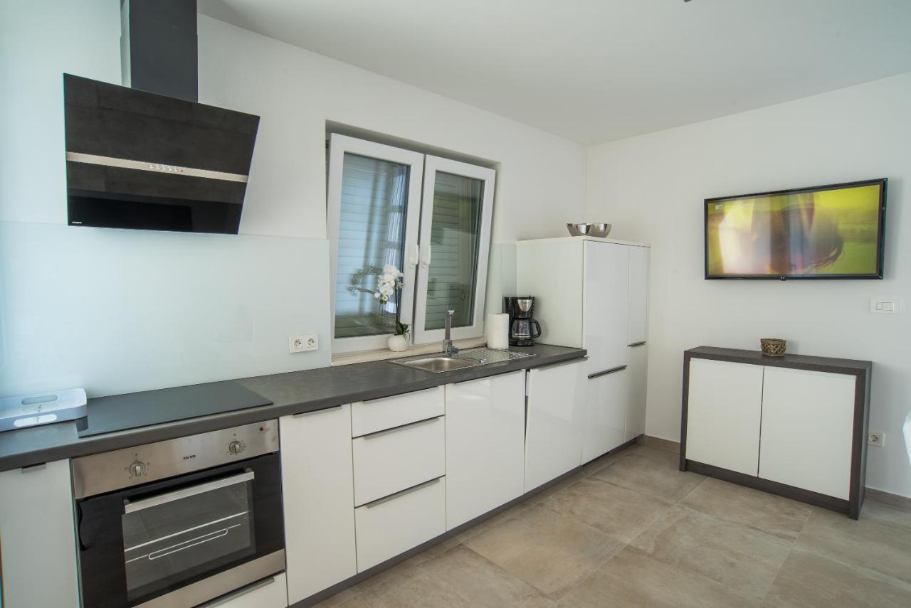 Elsa Apartments Celina Buitenkant foto