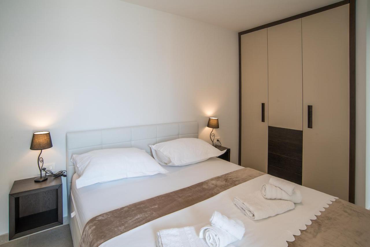 Elsa Apartments Celina Buitenkant foto